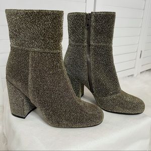 STEVE MADDEN Gold Sparkle Ankle Boots Size 6.5